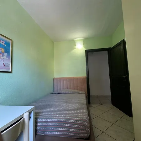 Appartement Pm 20 Via Alessandro Nanni